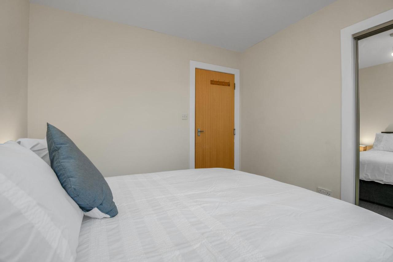 Edinburgh City Center Coady Apartment Sleeps 5 Free Car Park Space Exteriör bild