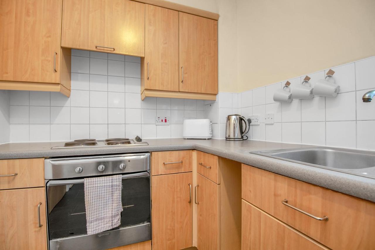 Edinburgh City Center Coady Apartment Sleeps 5 Free Car Park Space Exteriör bild